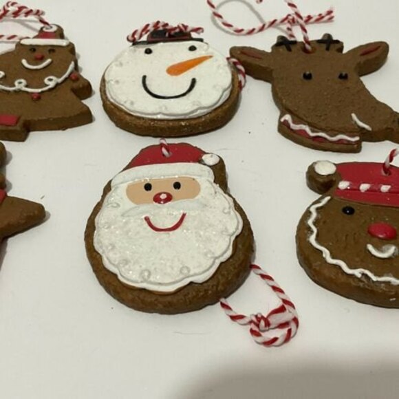 HALLMARK 6 GINGERBREAD Faux Cookie ORNAMENTS - Picture 3 of 7